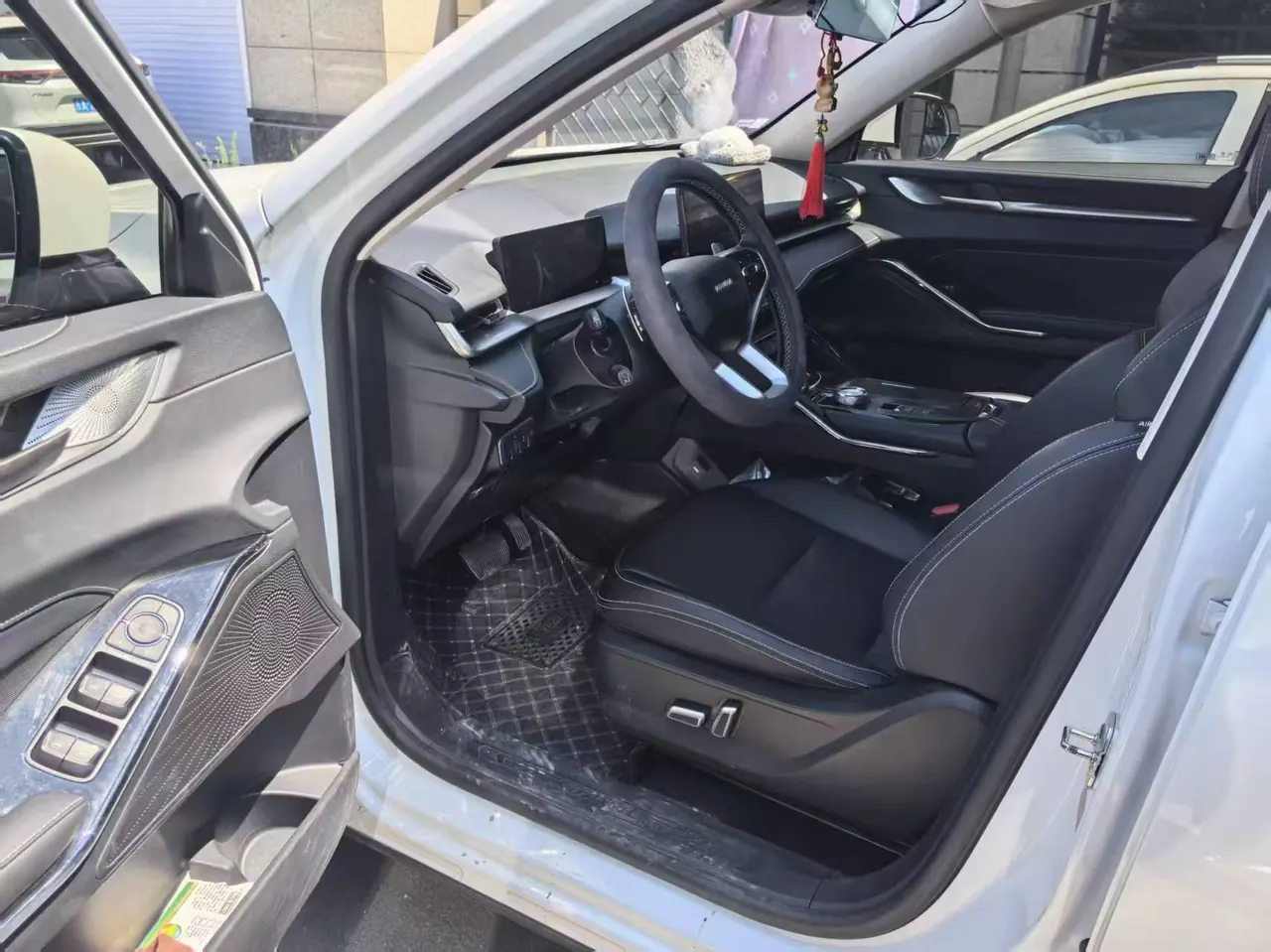 Haval 2021 H6 1.5GDIT Max automatic gear 3