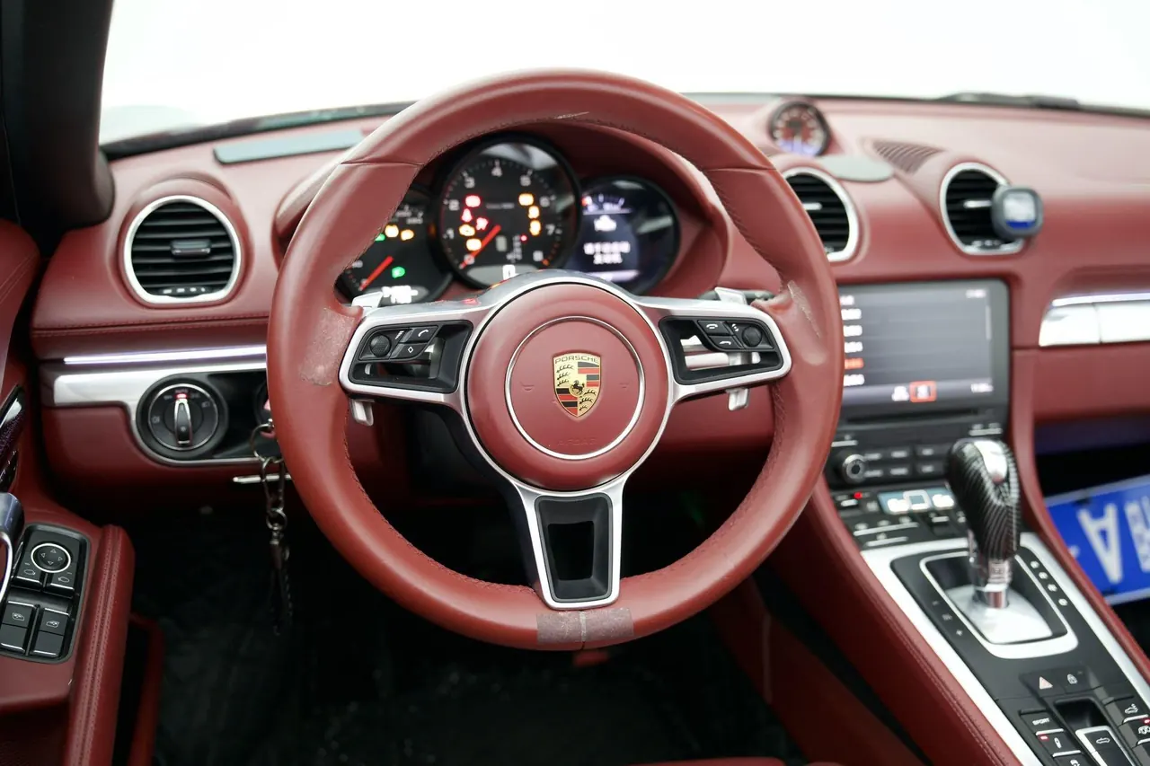 Porsche 718 (Imported) 2020 718 Boxer 2.0T Automatic 5