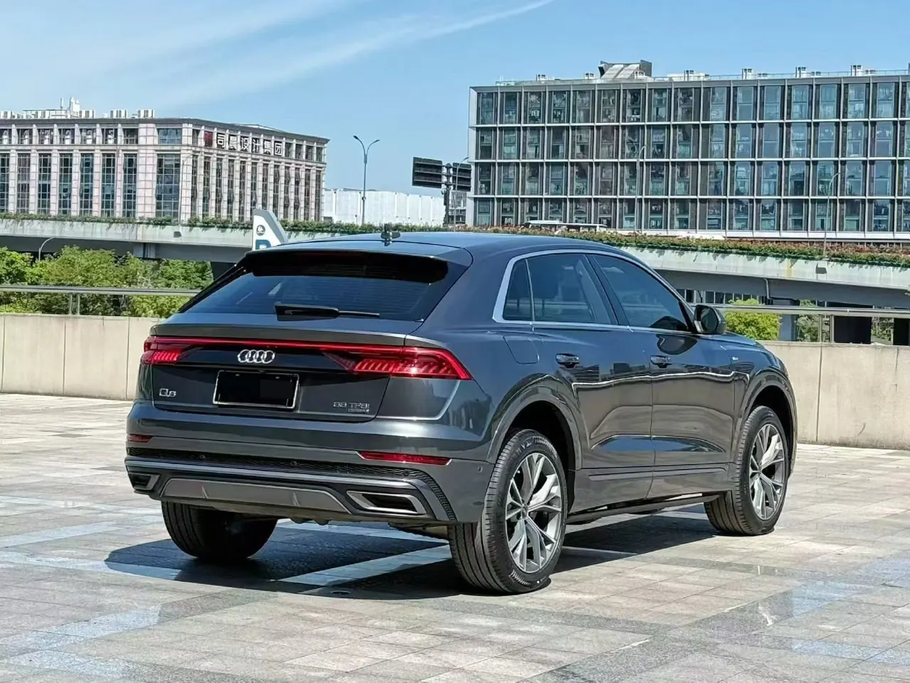 Audi Q8 (Imported) 2021 Q8 48V 3.0TFSI 55TFSI Luxury Dynamic Automatic Gear 2