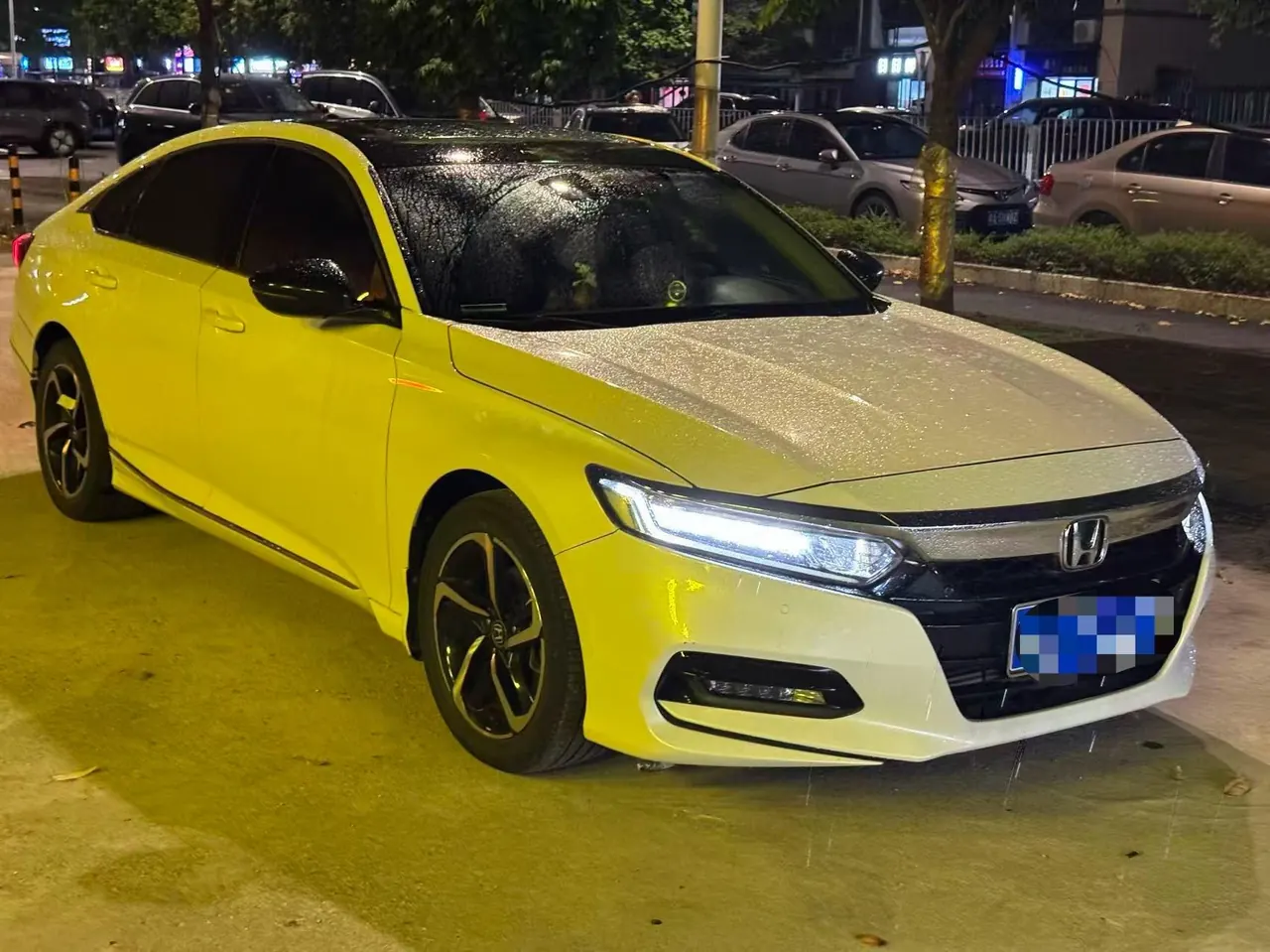 Honda 2021 10th Generation Accord 1.5T Stepless 260TURBO Luxury Star Limited Edition Automatic Gear 2