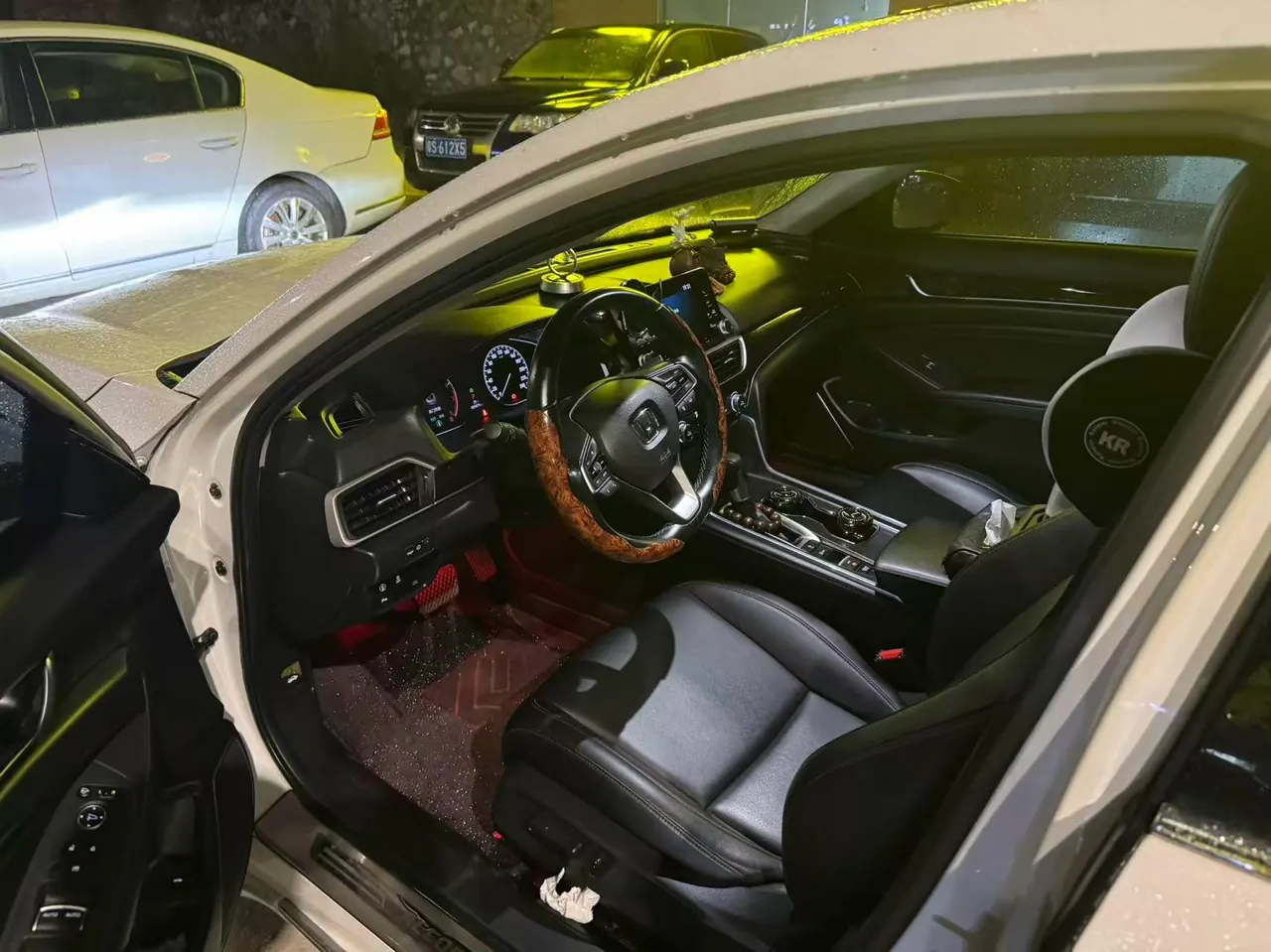 Honda 2021 10th Generation Accord 1.5T Stepless 260TURBO Luxury Star Limited Edition Automatic Gear 4