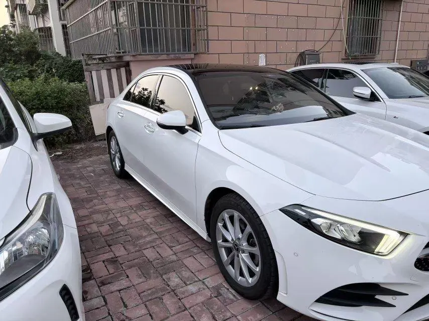 Mercedes Benz Class A 2020 A 200 L 1.3T Sports Automatic 3