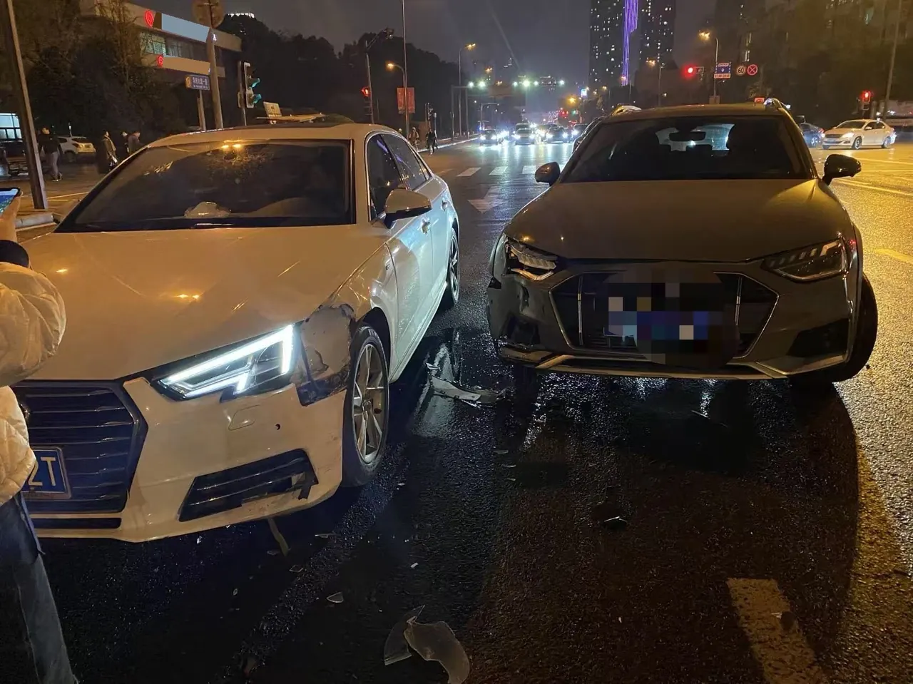 Audi A4 (Imported) 2021 A4 Allroad Quattro 2.0TFSI Explorers Seeking Border Edition Automatic Gear 7