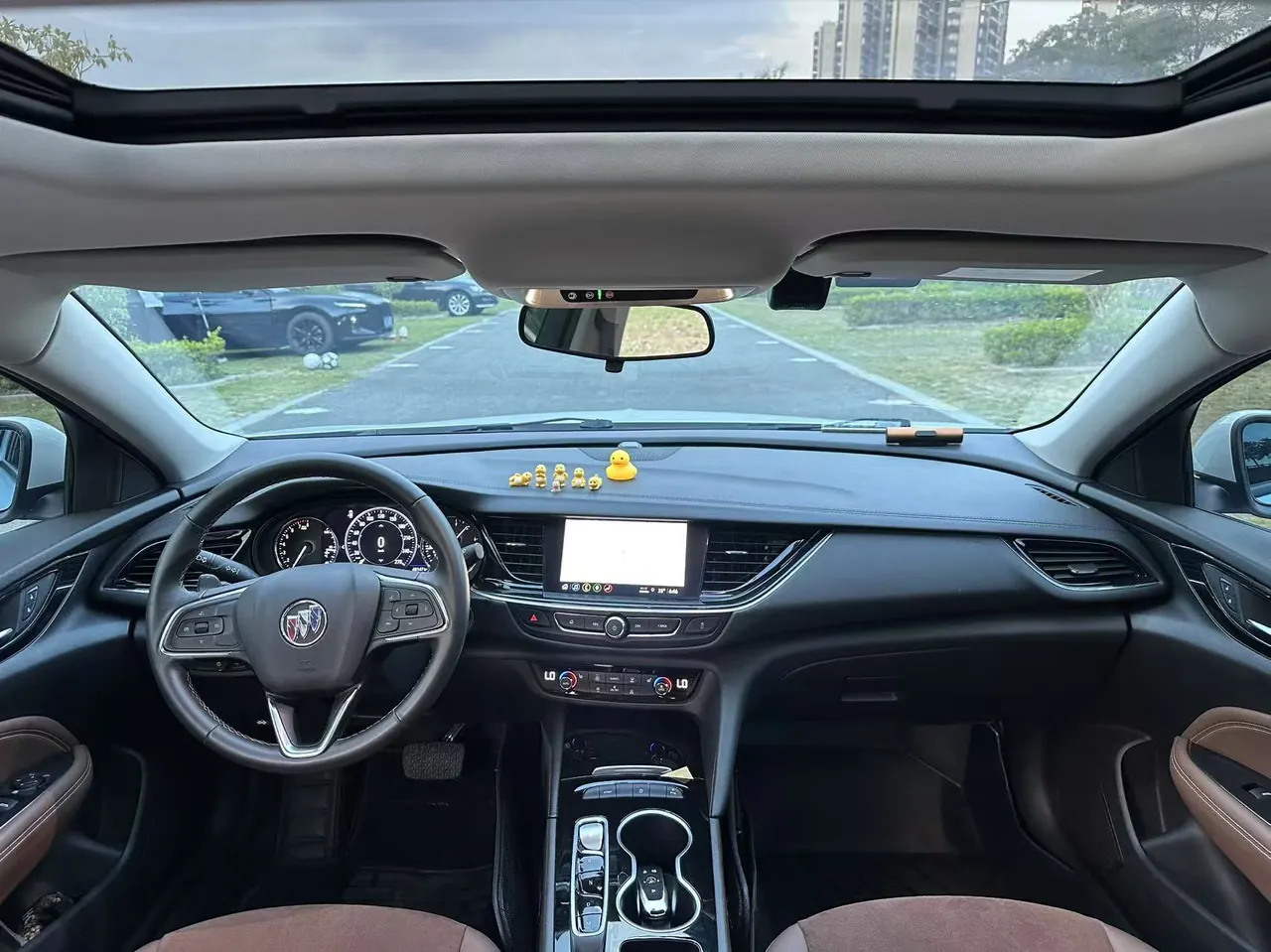 Buick 2020 Regal 1.5T 552T Luxury Automatic Gear 6