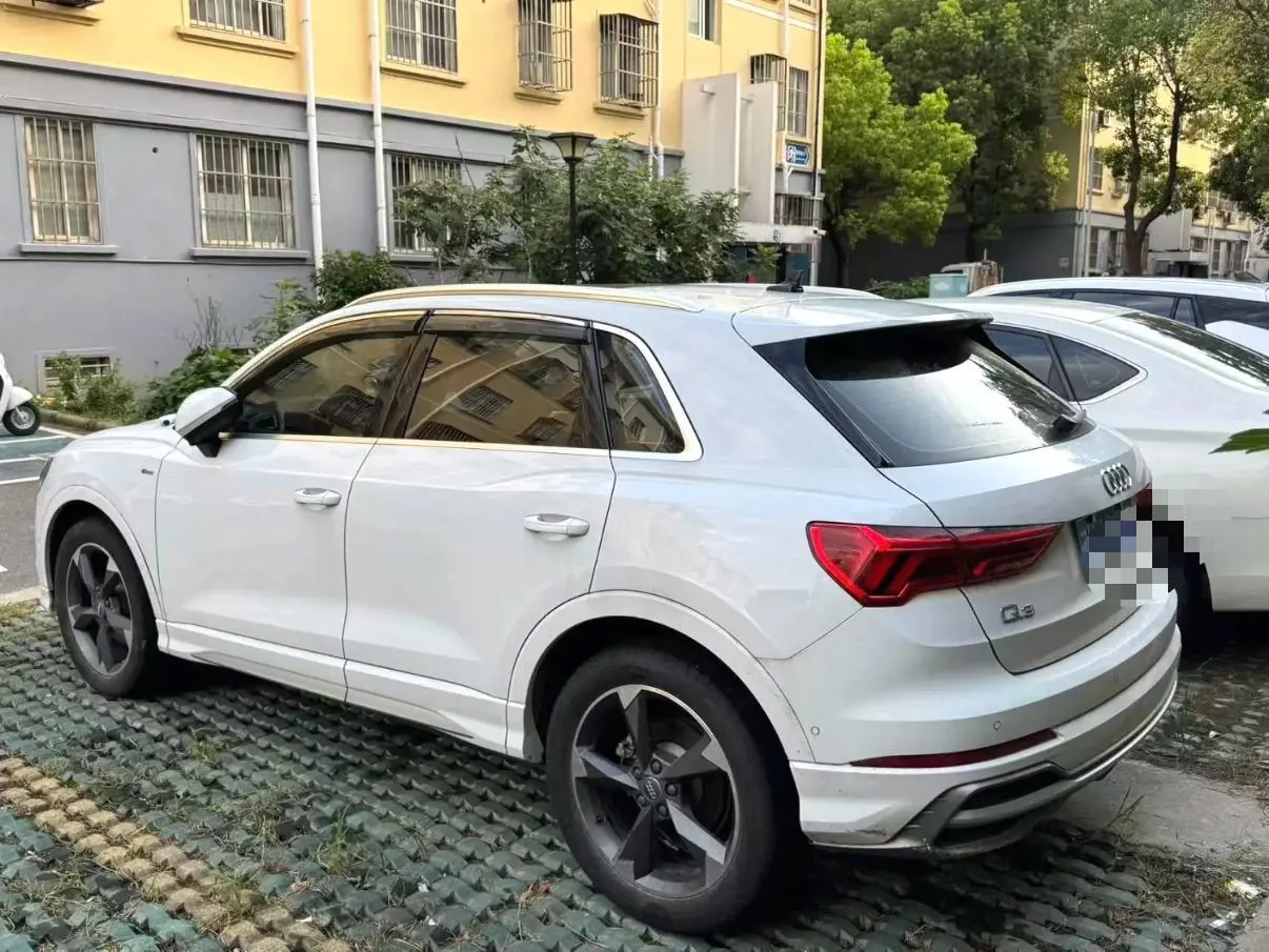 Audi 2020 Q3 1.4TFSI 35TFSI Enterprising and Elegant Automatic Gear 4