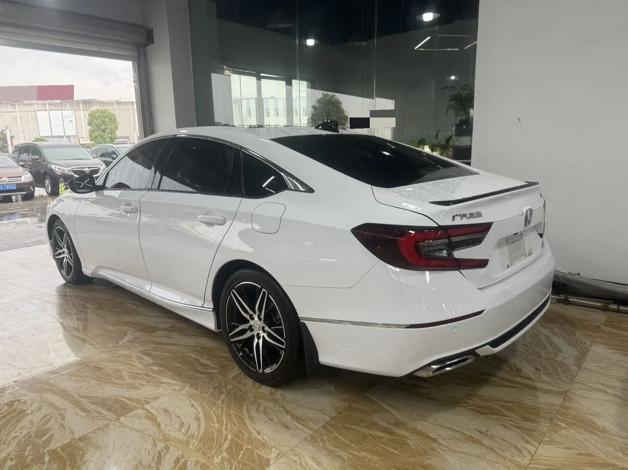 Honda 2022 10th Generation Accord 1.5T Stepless 260TURBO Magic Night Premium Edition Automatic Gear 3