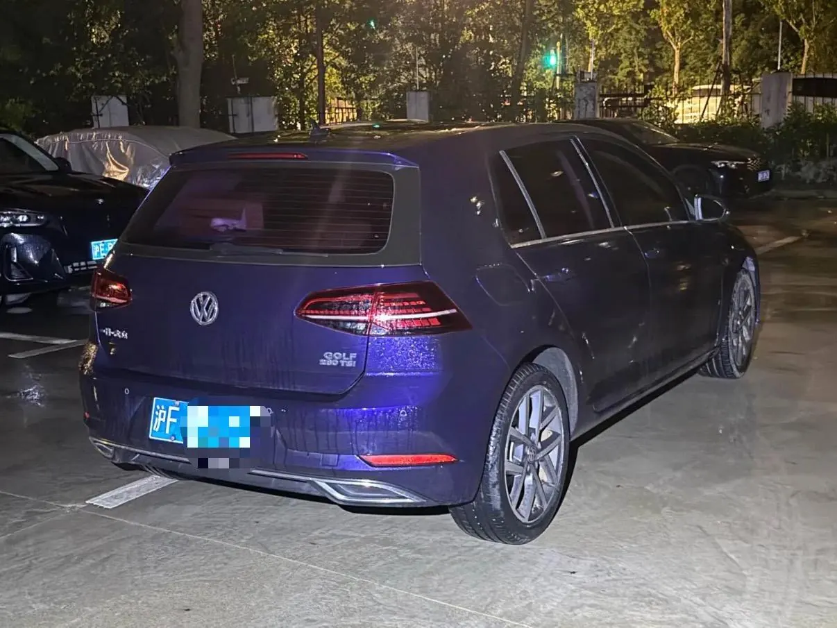 Volkswagen 2020 Golf 7 1.4TSI 280TSI Luxury Automatic 3