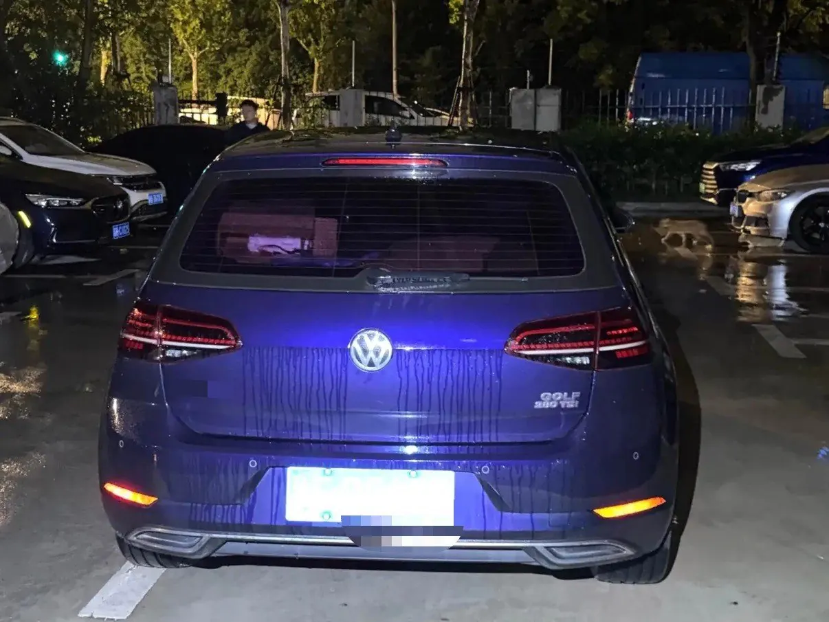 Volkswagen 2020 Golf 7 1.4TSI 280TSI Luxury Automatic 4