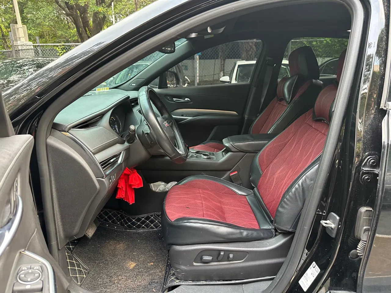 Cadillac 2020 XT4 2.0T 28T Two-Drive Leading Type (Modified) Automatic Gear 2