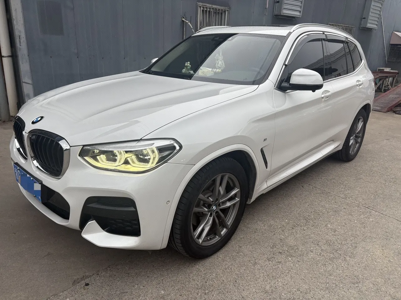 Open image lightbox: BMW 2020 X3 xDrive28i 2.0T M sports suit automatic gear