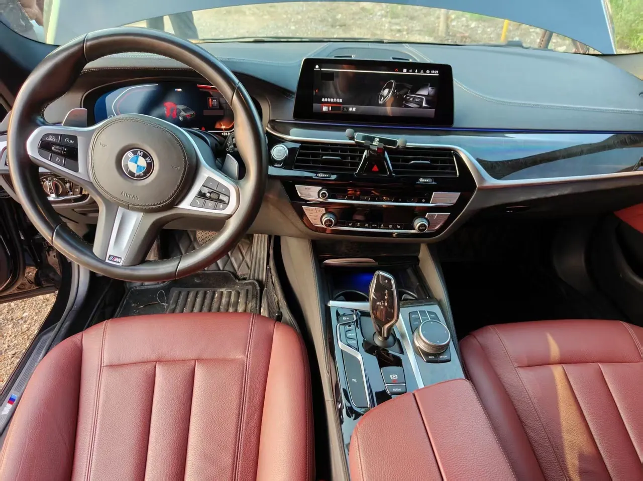 BMW 5 Series 2020 530Li 2.0T Leading M Sports Suit Automatic Gear 2