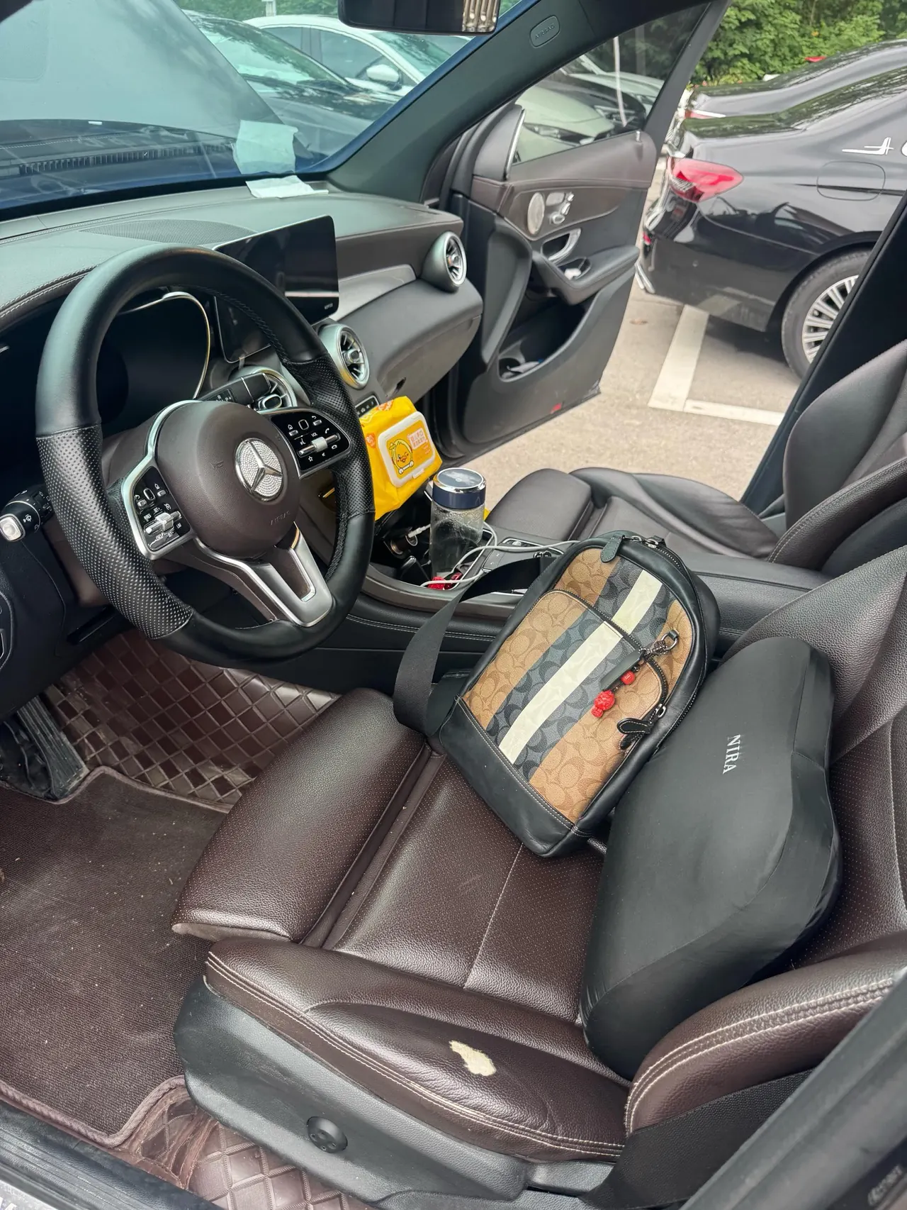 Mercedes Benz 2022 GLC 260 L 4MATIC 2.0T Dynamic (Change 2) Automatic Gear 4