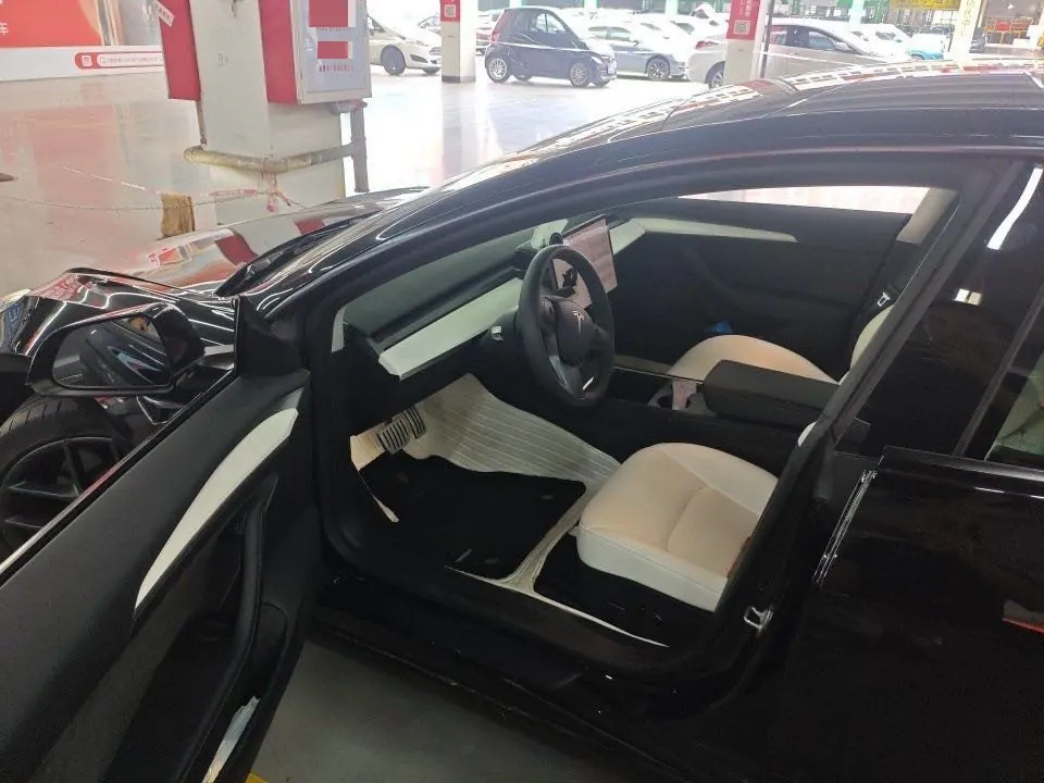 Tesla 2022 Model 3 Performance high-performance all-wheel drive automatic transmission 5