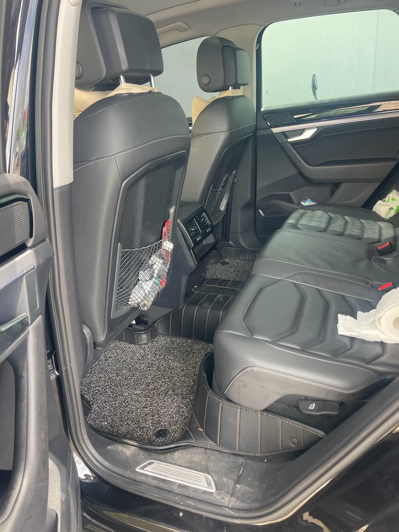 Volkswagen Touareg (Imported) 2022 Touareg 3.0TSI Sharp Edition Obsidian Black Sports Suit Automatic Gear 4