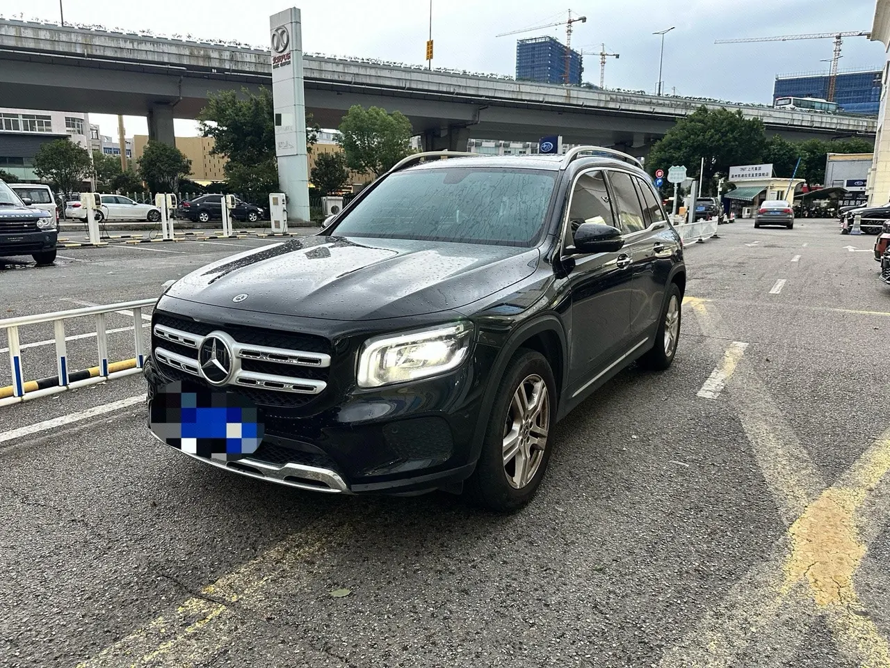 Open image lightbox: Mercedes Benz 2022 GLB 200 1.3T Dynamic (Modified) Automatic Gear