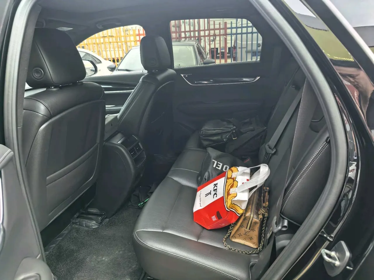 Cadillac 2022 XT5 48V 2.0T Two-Drive Luxury Automatic Gear 6