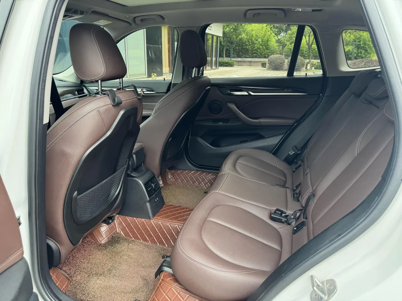 BMW 2020 X1 xDrive25Li 2.0T exclusive automatic gear 5