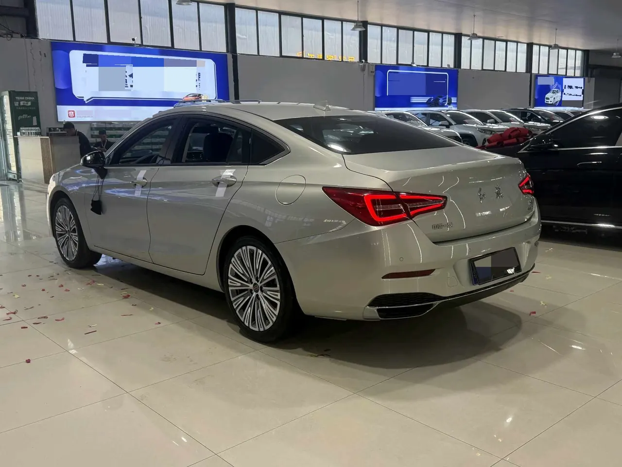 HongQi 2022 H5 1.5TD Flag Rhyme Edition Automatic Gear 6