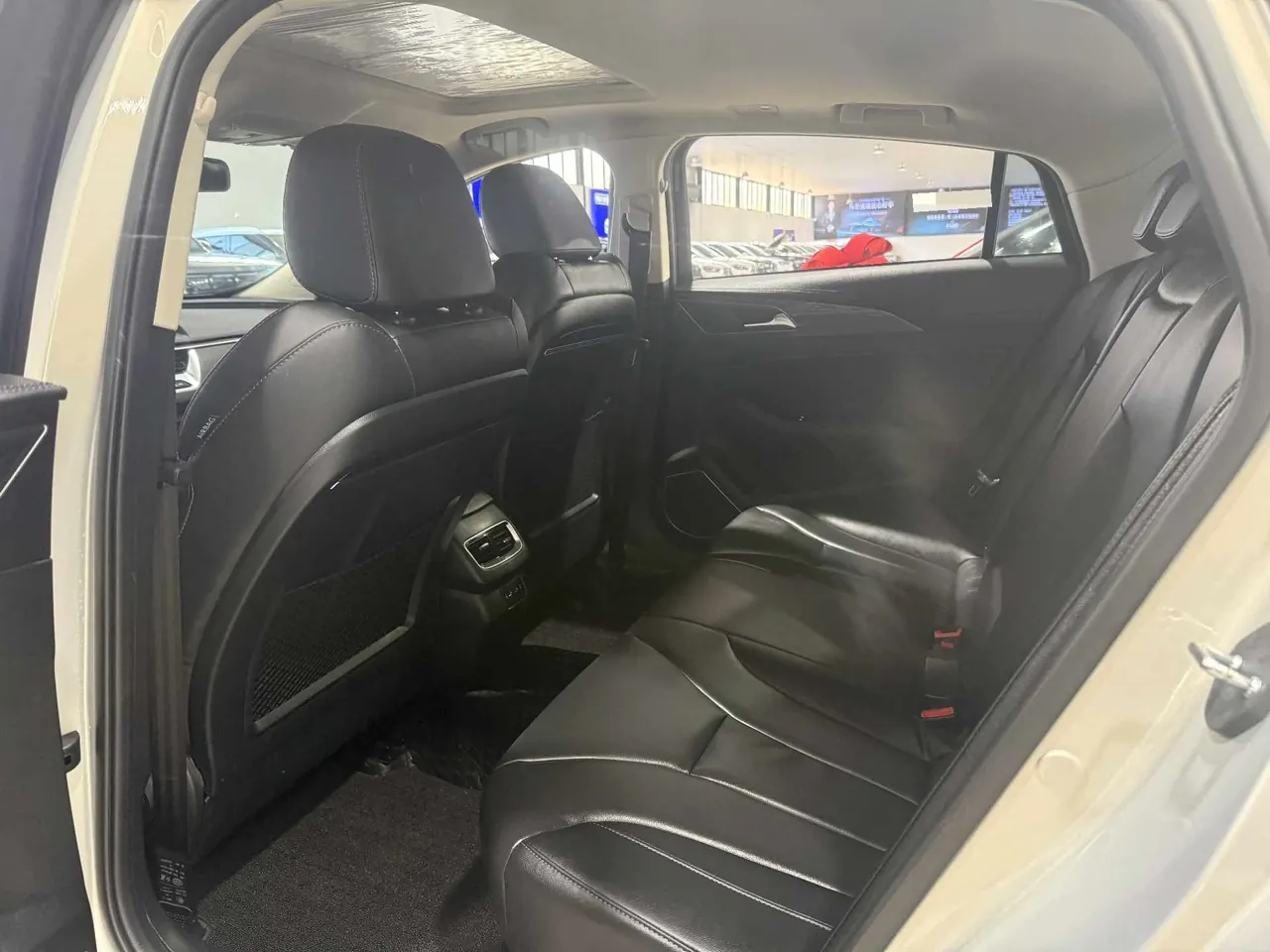 HongQi 2022 H5 1.5TD Flag Rhyme Edition Automatic Gear 7