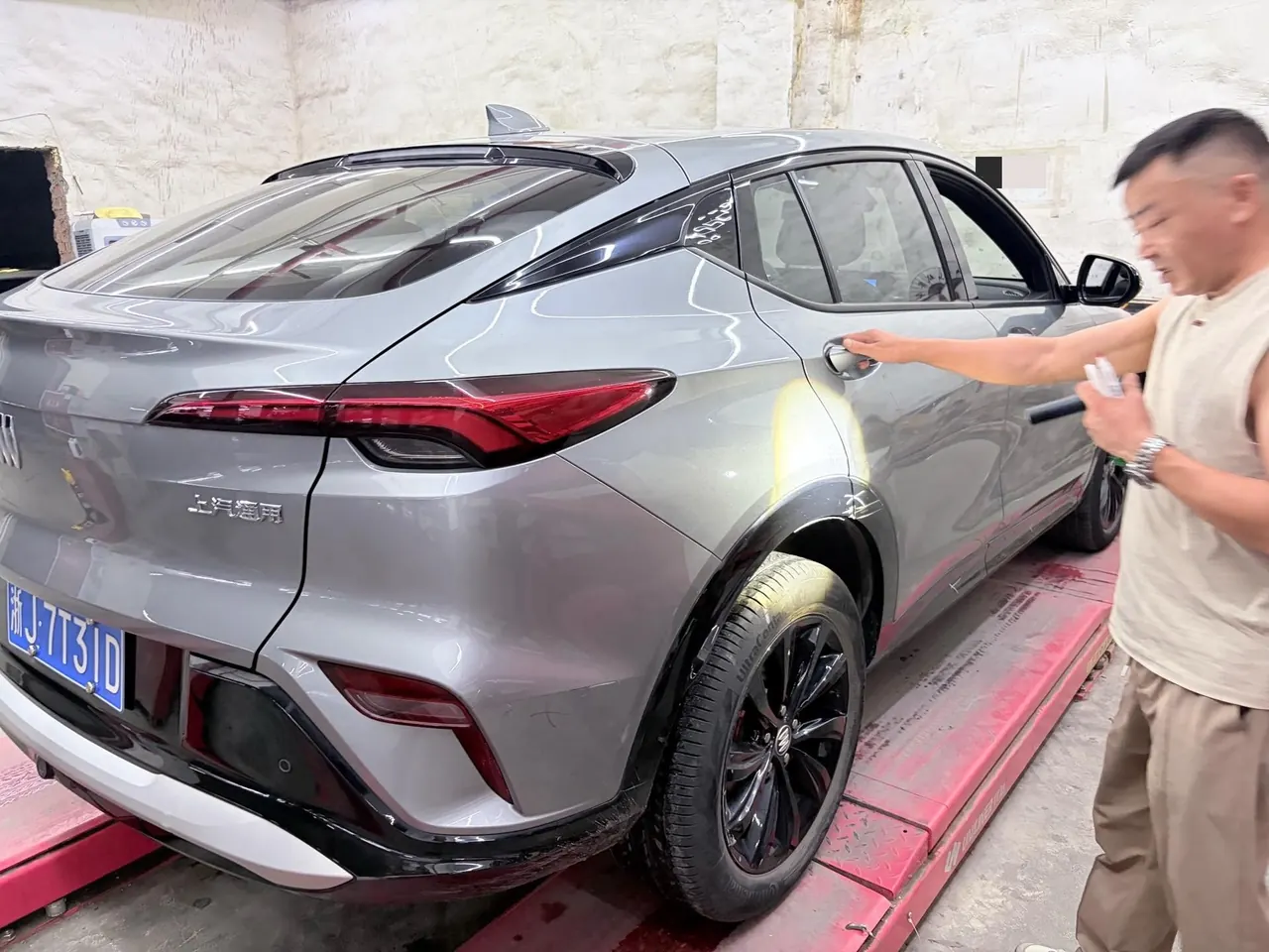 Buick 2022 high-spirited GS 1.5T stepless tidal version of automatic gear 5
