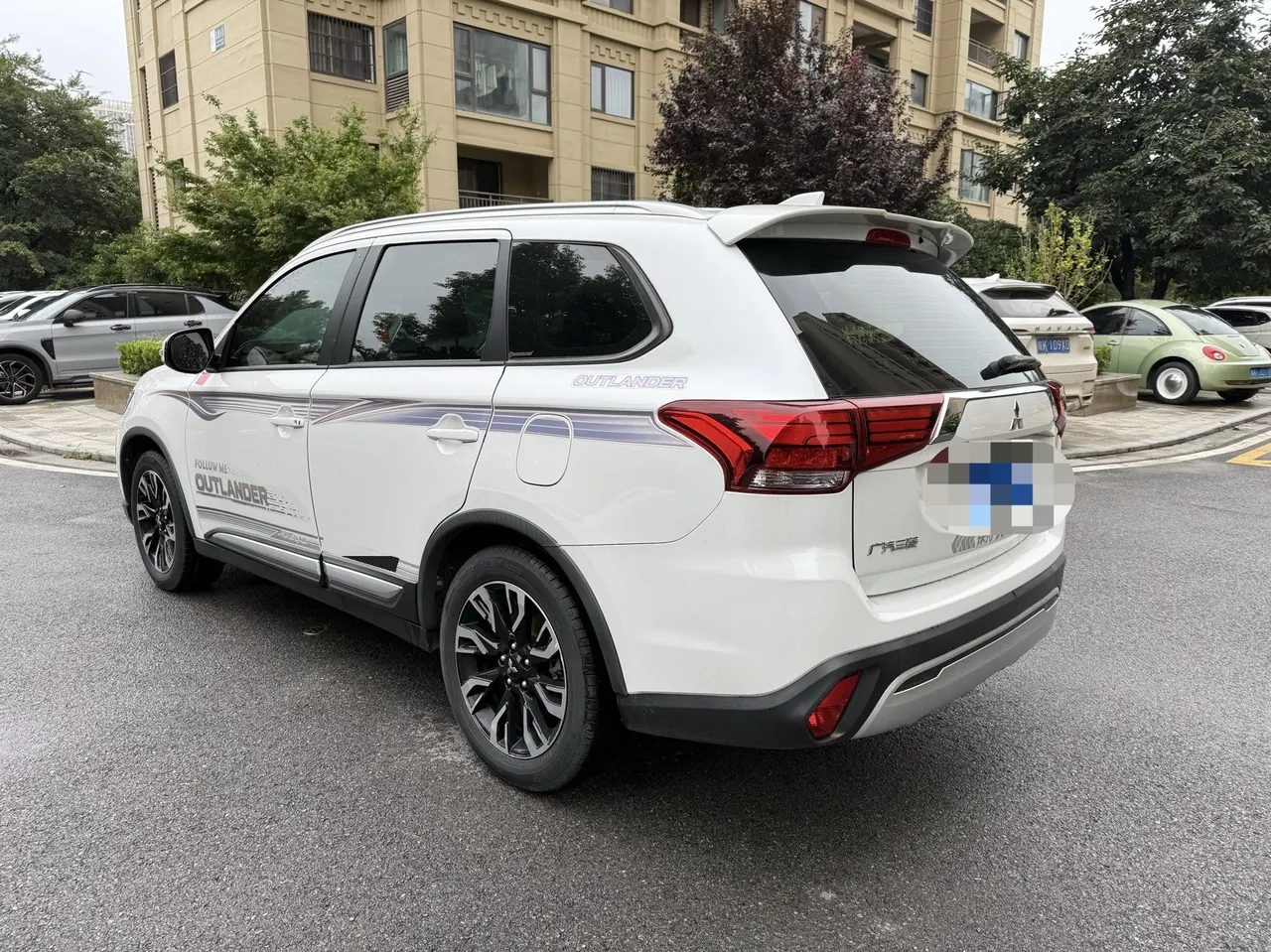 Mitsubishi 2020 Outlander 2.0 Stepless Two-Drive Enjoy Edition 5-seat Automatic Gear 9