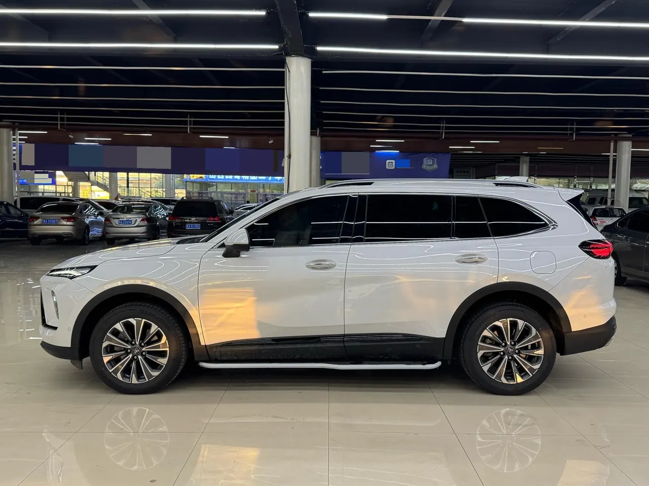 Buick 2025 Angkewei Plus 2.0T 28T Two-Drive Platinum Edition Automatic Gear 2
