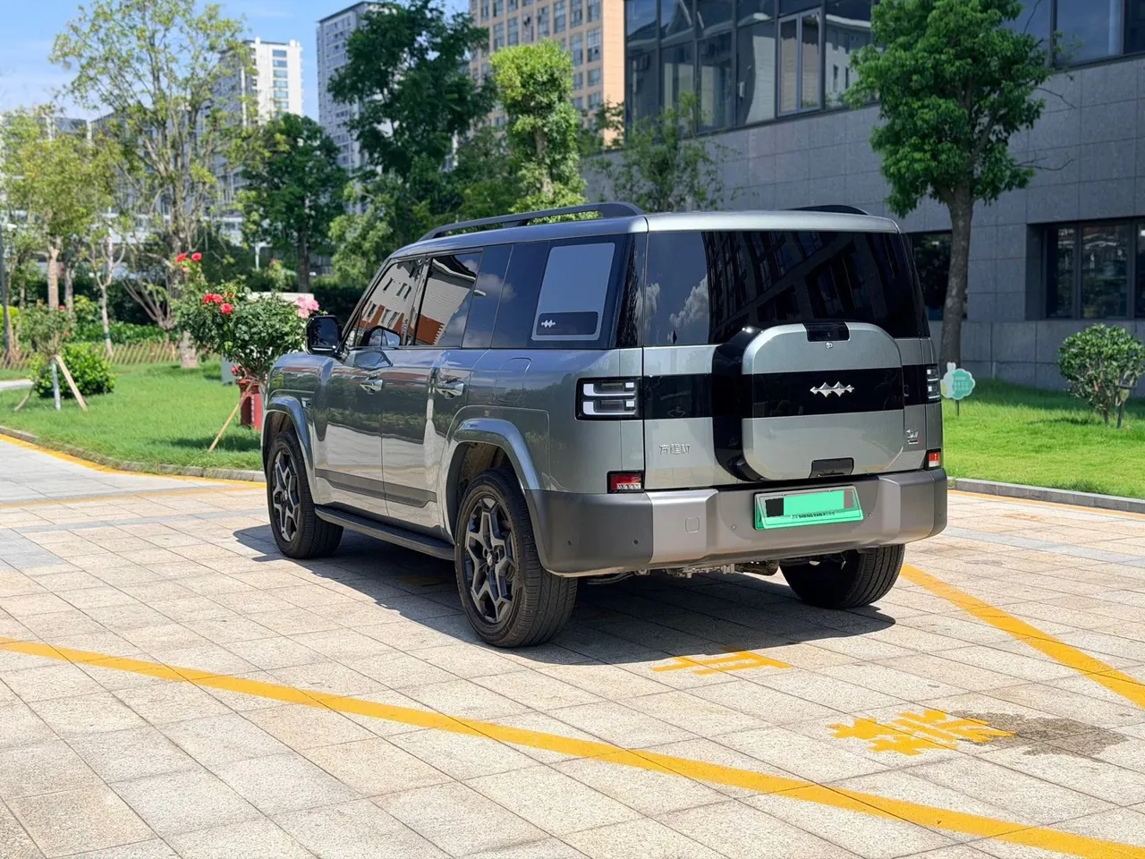 FangChengBao 2025 titanium 7 1.5T stepless 190KM four-wheel drive Ultra version of automatic gear 6