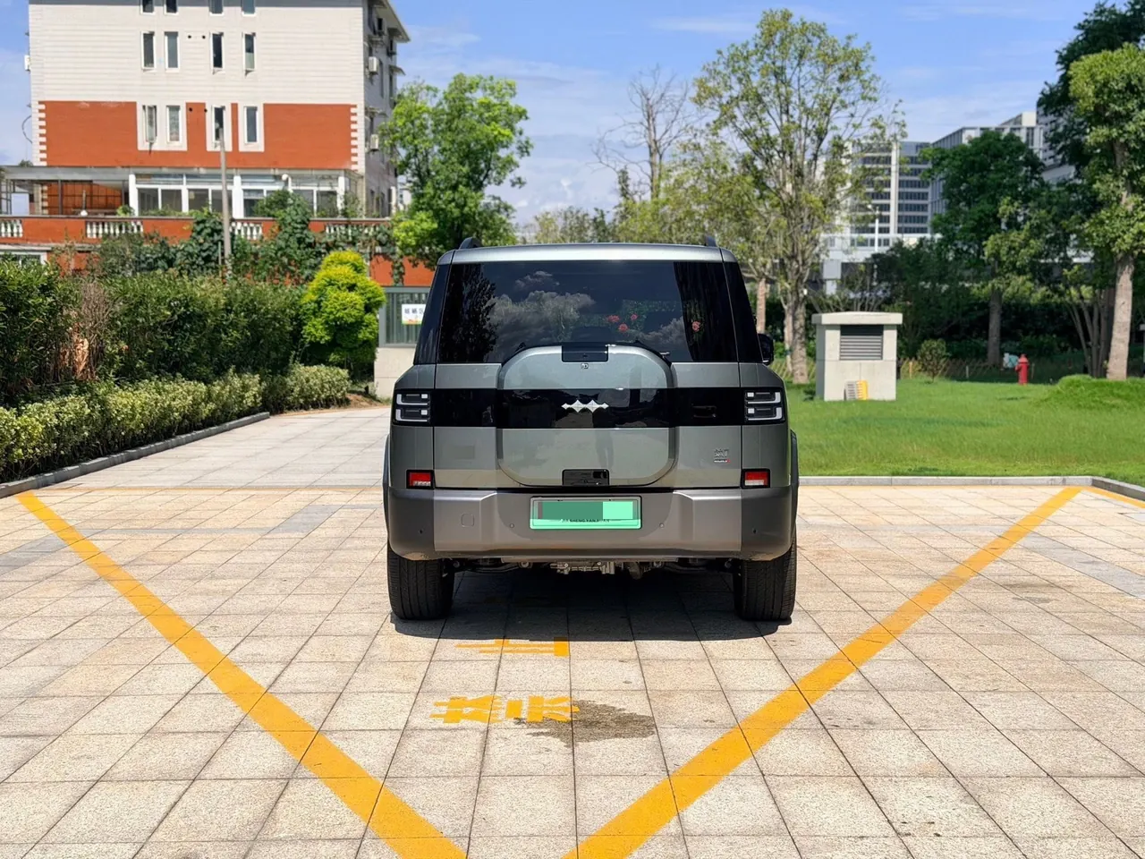 FangChengBao 2025 titanium 7 1.5T stepless 190KM four-wheel drive Ultra version of automatic gear 7