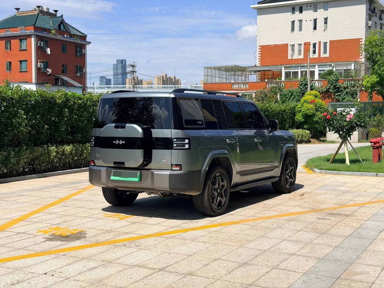FangChengBao 2025 titanium 7 1.5T stepless 190KM four-wheel drive Ultra version of automatic gear 8