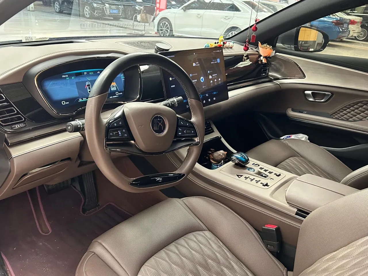 BYD 2022 Han Chuangshi 715KM Precursor Honorable Automatic Gear 2