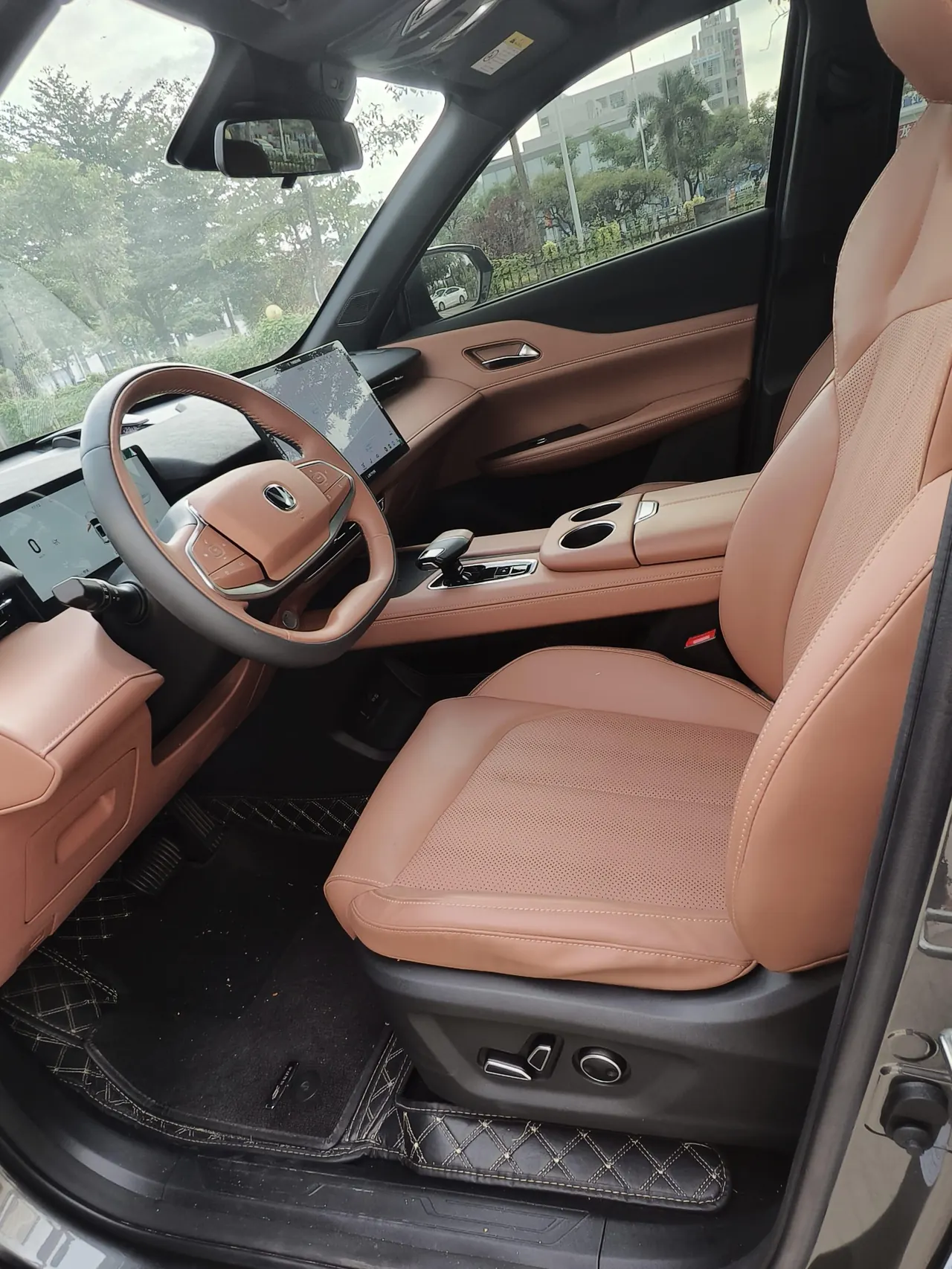 ChangAn 2025 UNI-Z 1.5T honorable automatic gear 7