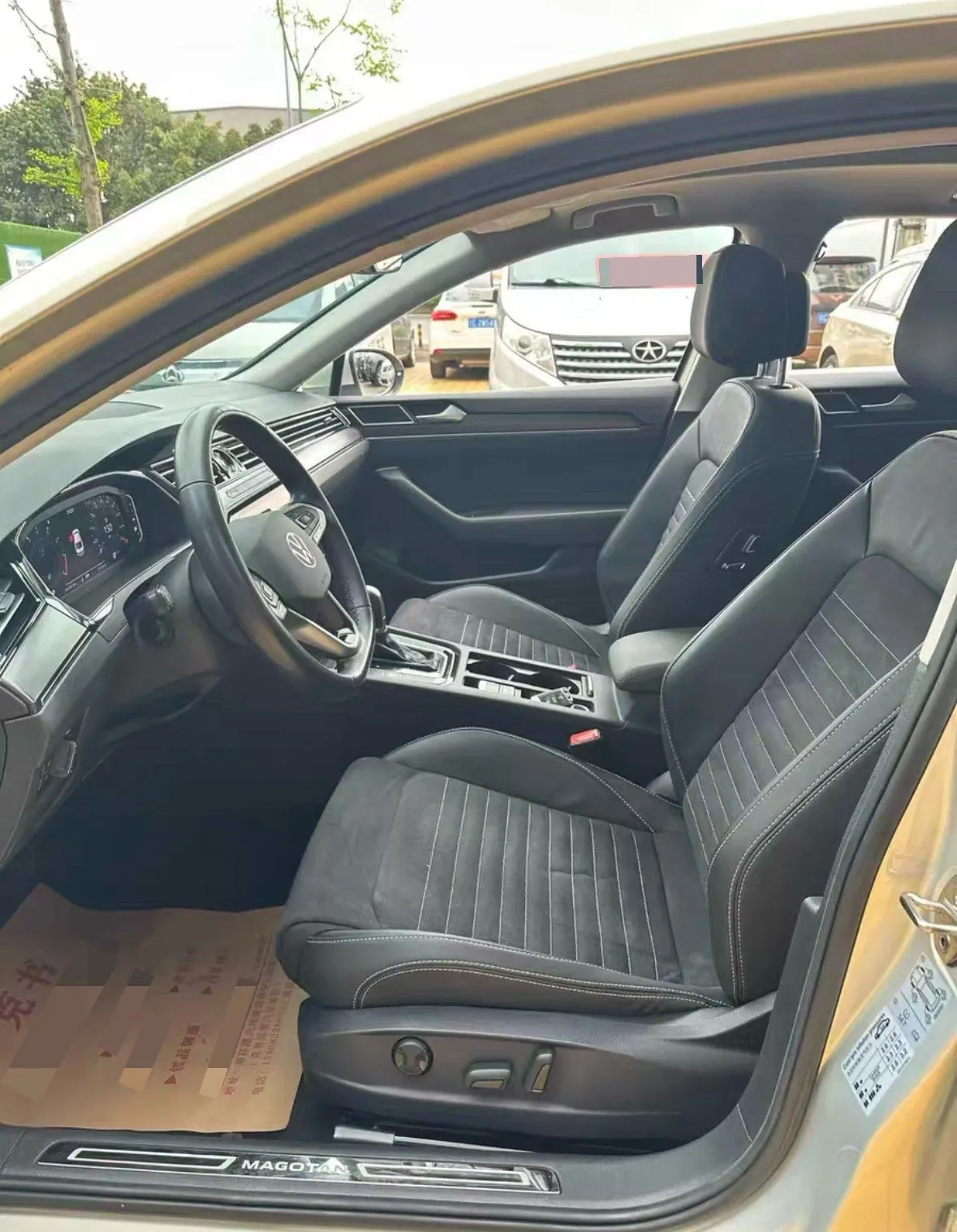 Volkswagen 2020 Magotan 2.0TSI 330TSI luxury automatic transmission 4