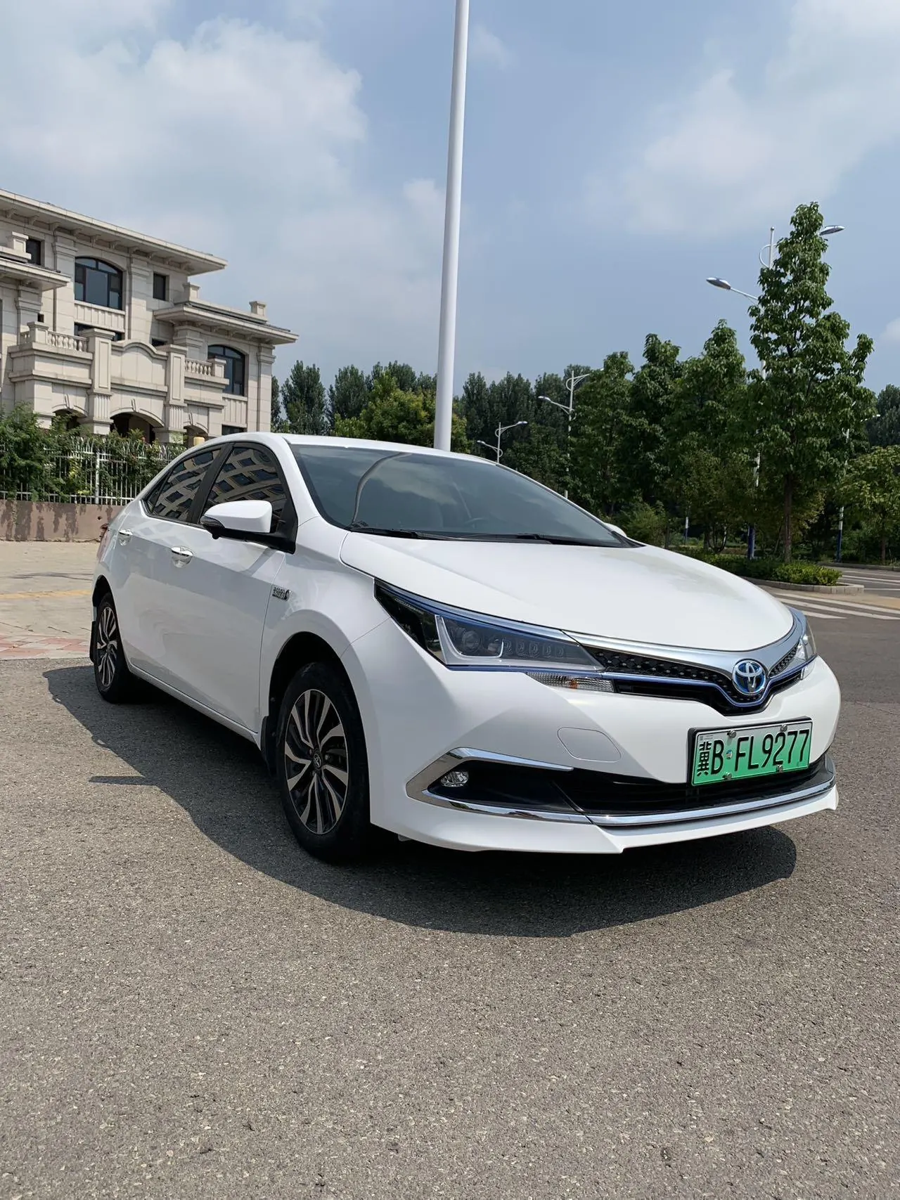 Toyota 2020 Corolla Double Engine E 1.8 Stepless Comfort Edition Automatic Gear 3