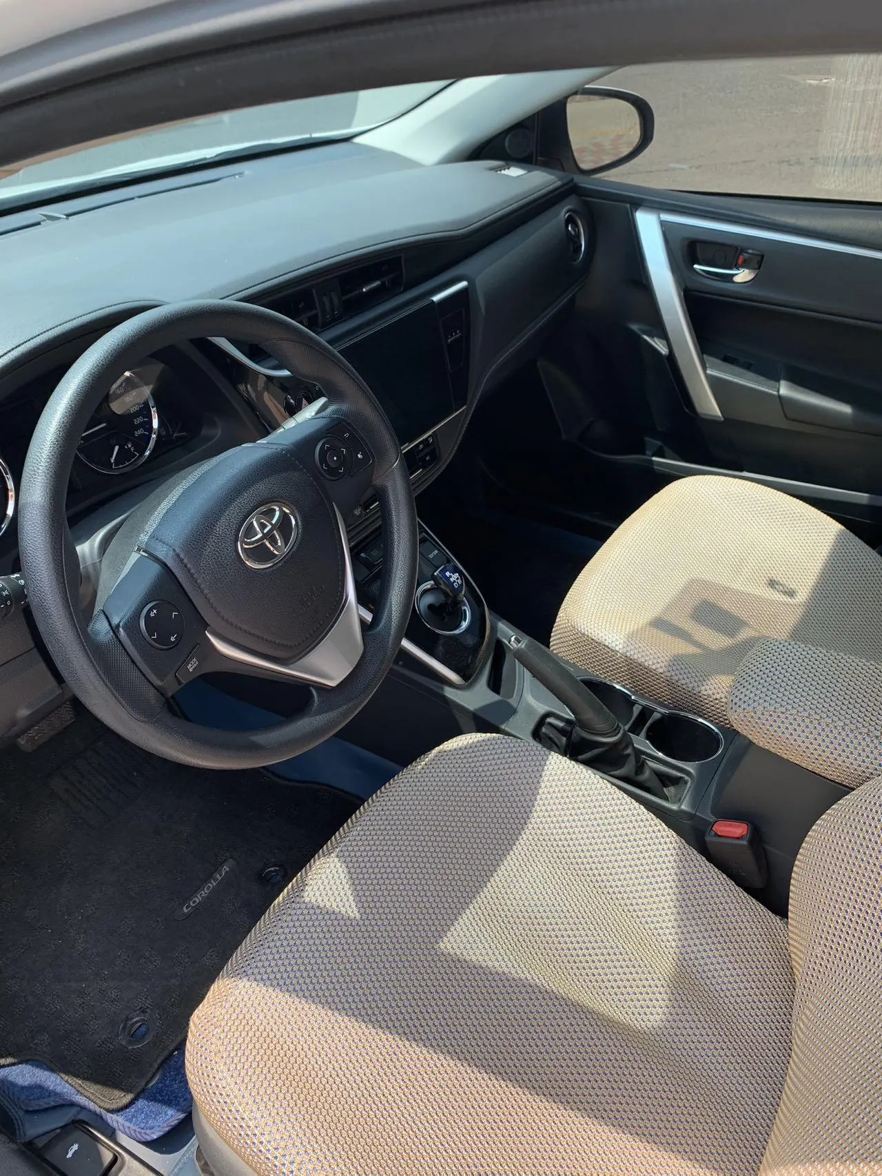 Toyota 2020 Corolla Double Engine E 1.8 Stepless Comfort Edition Automatic Gear 6