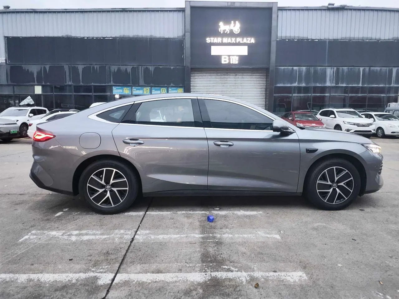 BYD 2025 Qin L DM-i 1.5 stepless smart driving version 120KM Exceed automatic gear 3