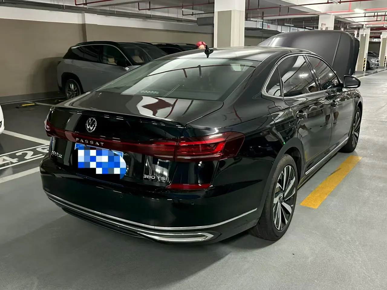 Volkswagen 2025 Passat 2.0TSI 380TSI Subut Longteng Edition Automatic Gear 2