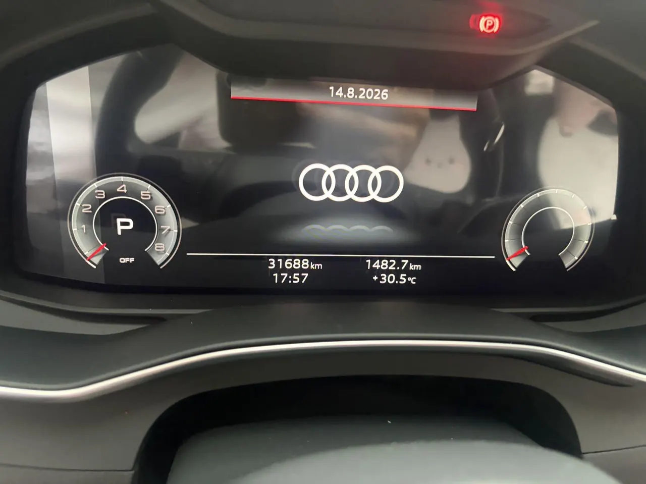 Audi 2022 A6L 2.0TFSI 40TFSI Deluxe Dynamic Automatic 9