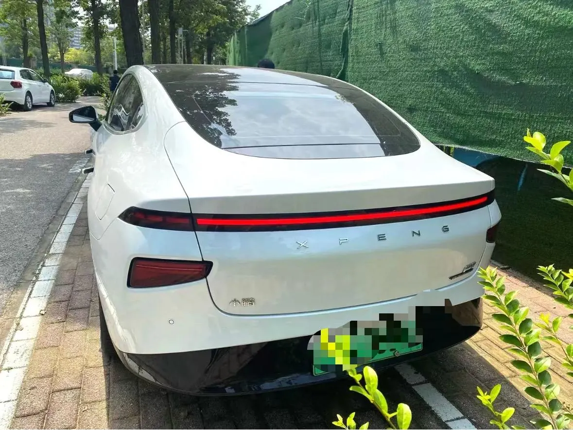 Xpeng 2020 P7 Rear Drive Long Endurance Smart Edition Automatic Gear 8