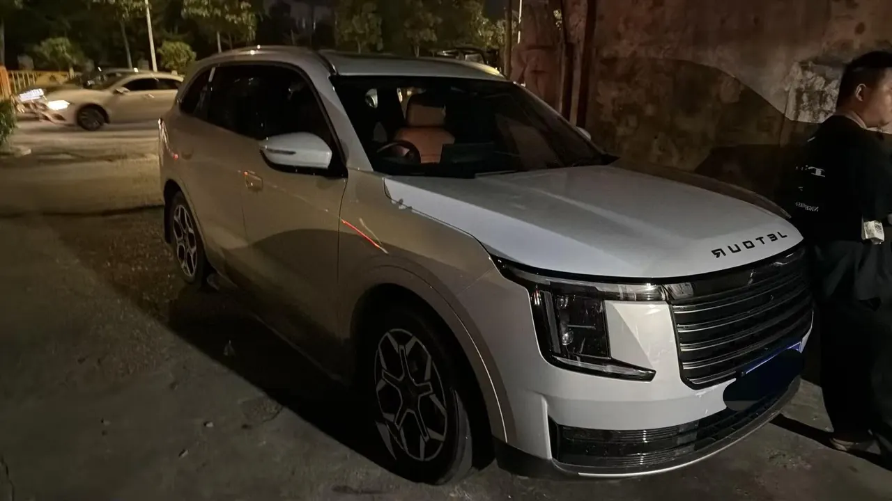 Jetour 2025 X70L 1.5TD Comfortable 5-seat Automatic 2