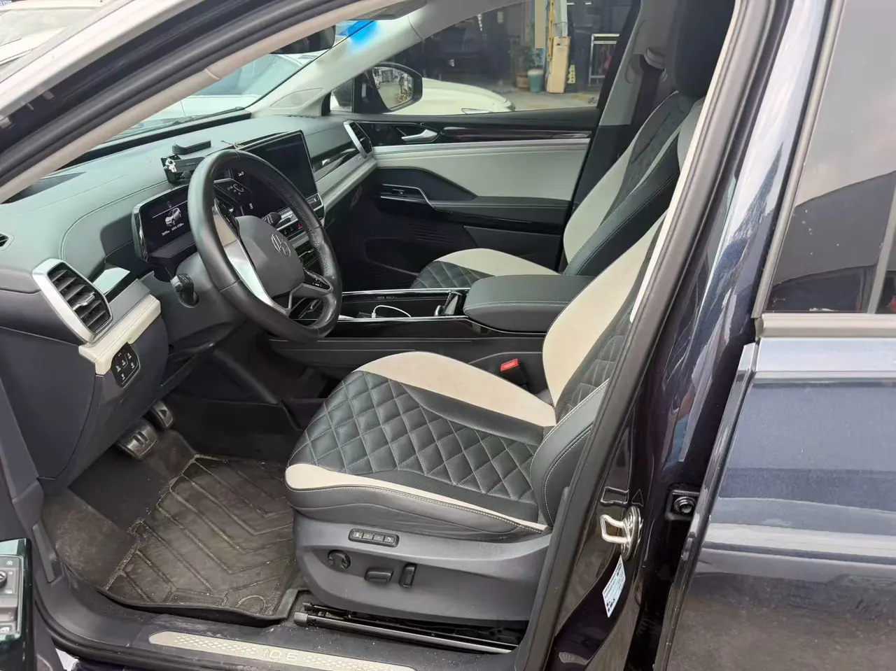 Volkswagen 2022 ID. 6 CROZZ Long Endurance PRO Edition Automatic Transmission 2