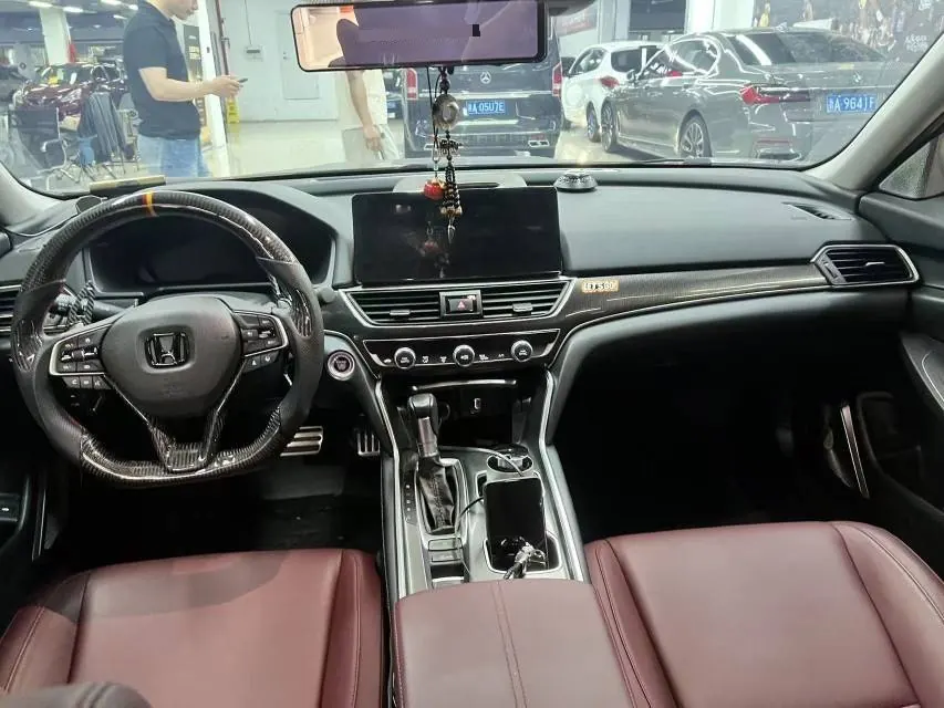Honda 2022 10th Generation Accord 1.5T Stepless 260TURBO Magic Night Premium Edition Automatic Gear 6