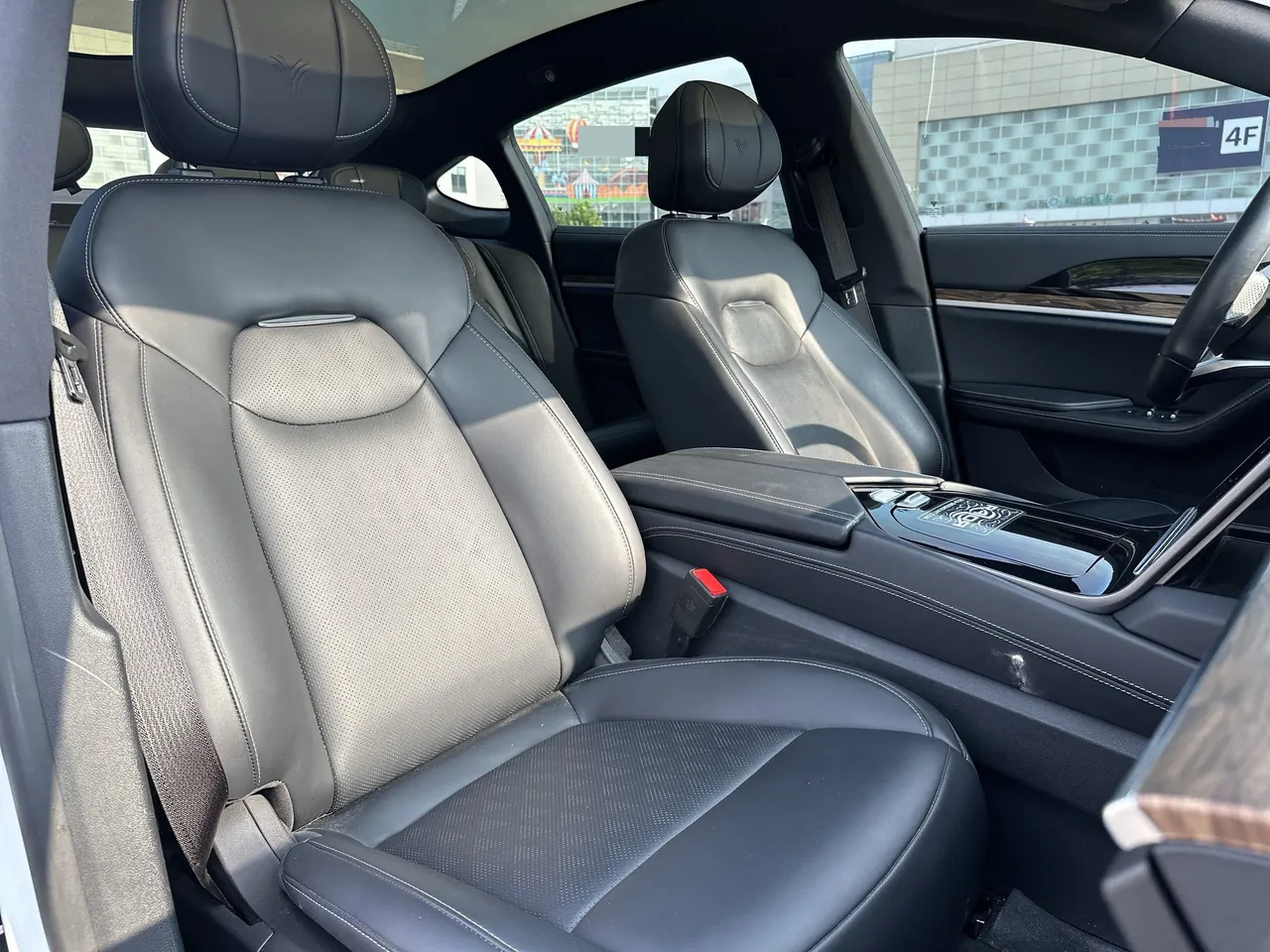 Neta 2024 Neta S 520km rear drive AR-HUD version automatic gear 5