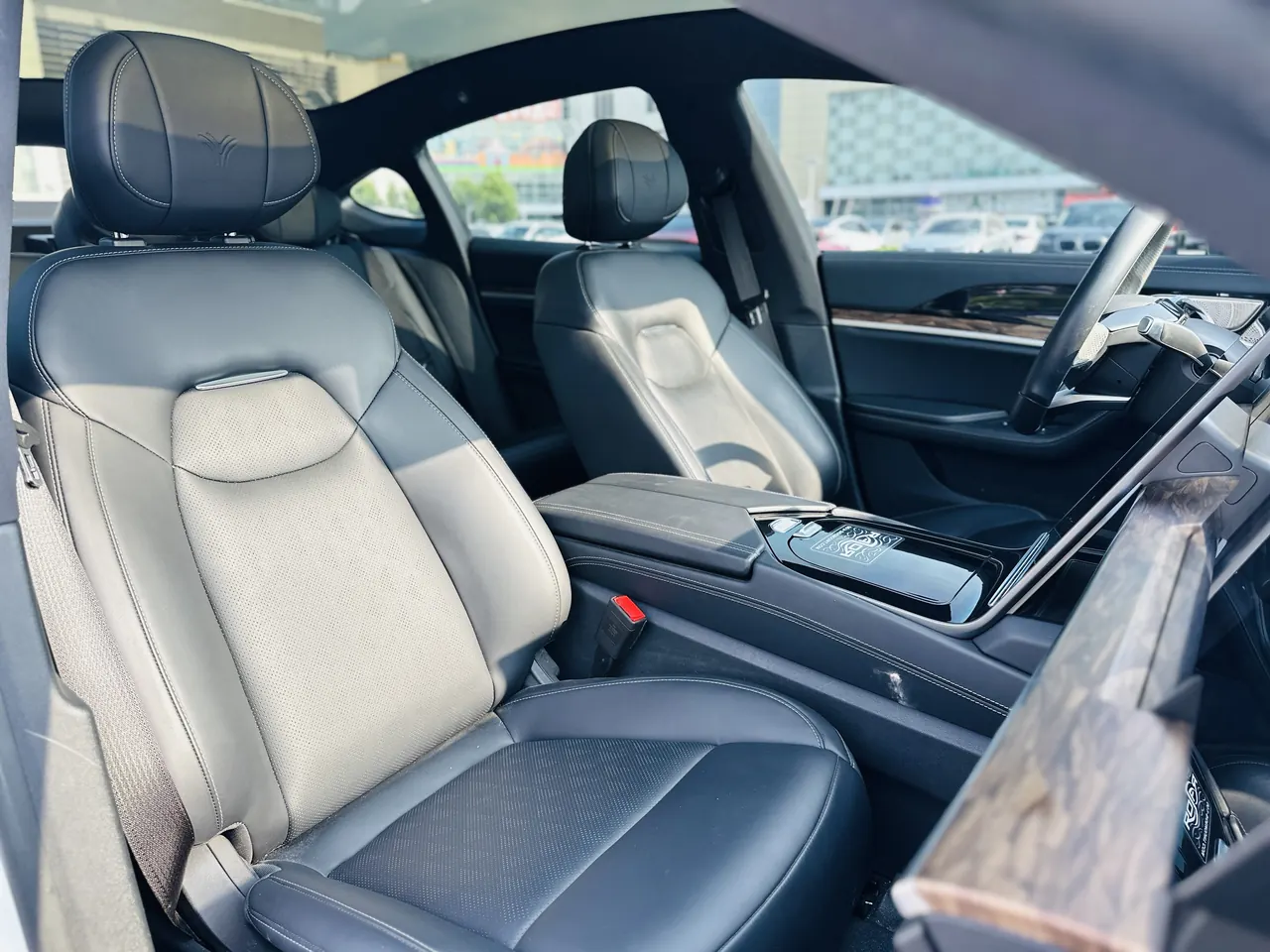 Neta 2024 Neta S 520km rear drive AR-HUD version automatic gear 6