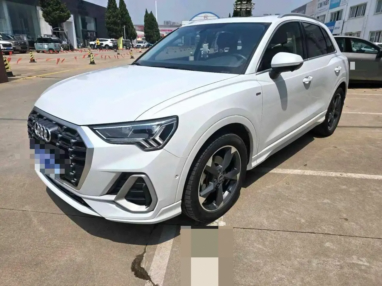 Open image lightbox: Audi 2022 Q3 1.4TFSI 35TFSI Fashion Dynamic Automatic