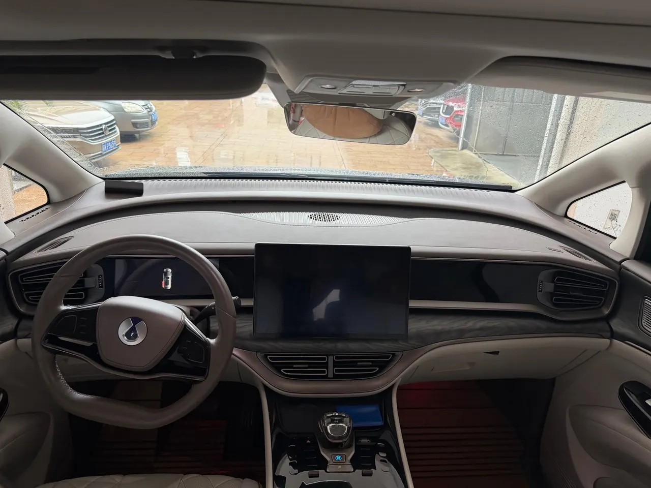 Denza 2022 Denza D9 EV 620 Premium Automatic Transmission 5