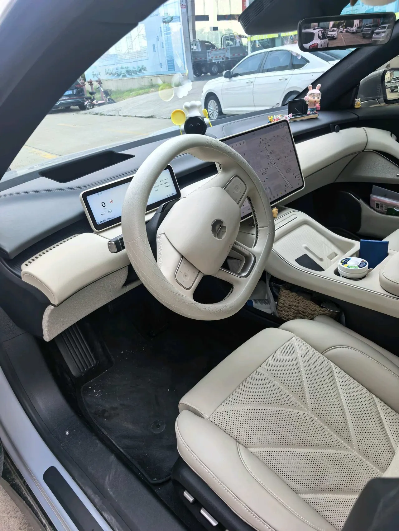 NIO 2025 ET5T 75kWh Touring automatic 10