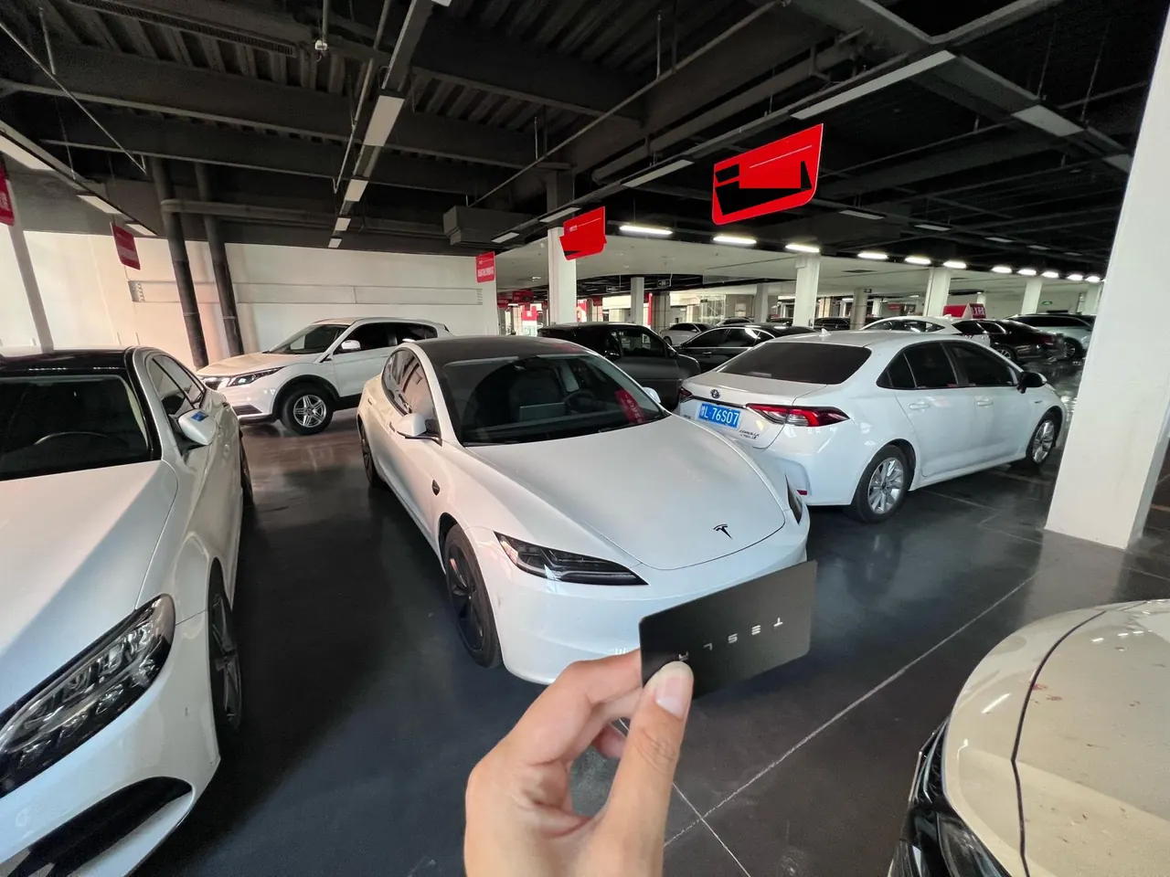 Tesla 2025 Model 3 Rear-Wheel-Drive Edition (facelift) Automatic Transmission 2