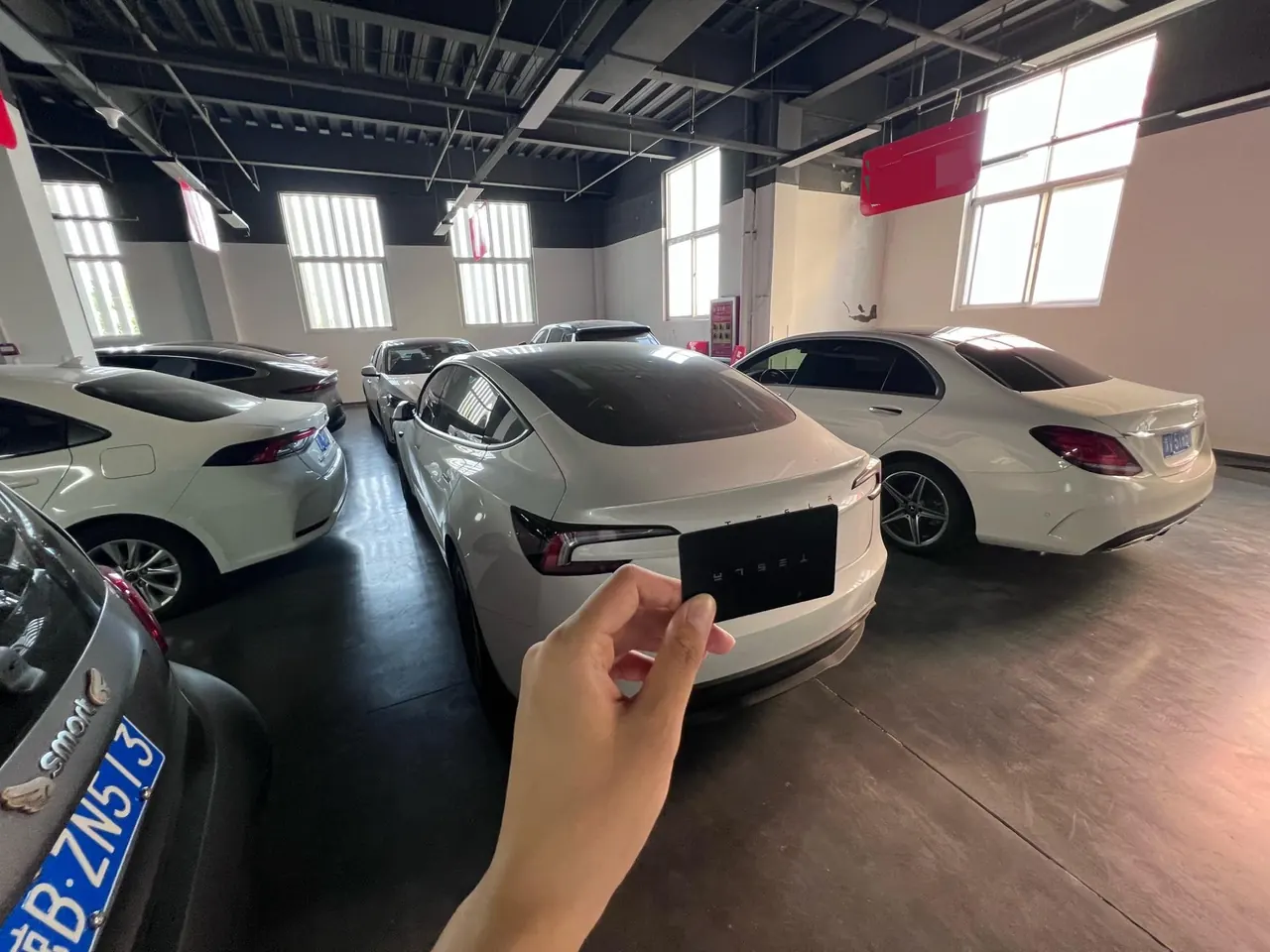 Tesla 2025 Model 3 Rear-Wheel-Drive Edition (facelift) Automatic Transmission 4