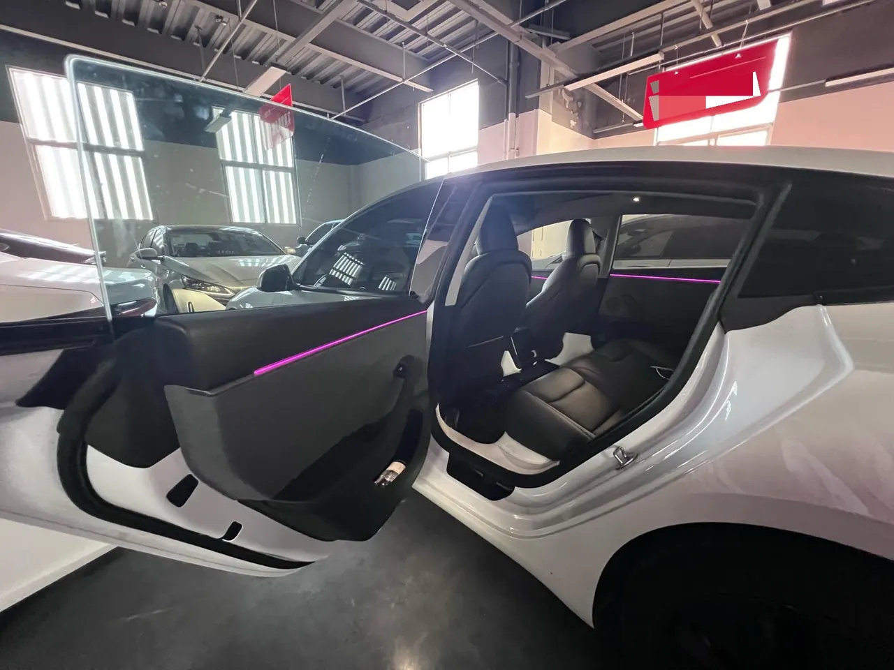 Tesla 2025 Model 3 Rear-Wheel-Drive Edition (facelift) Automatic Transmission 8