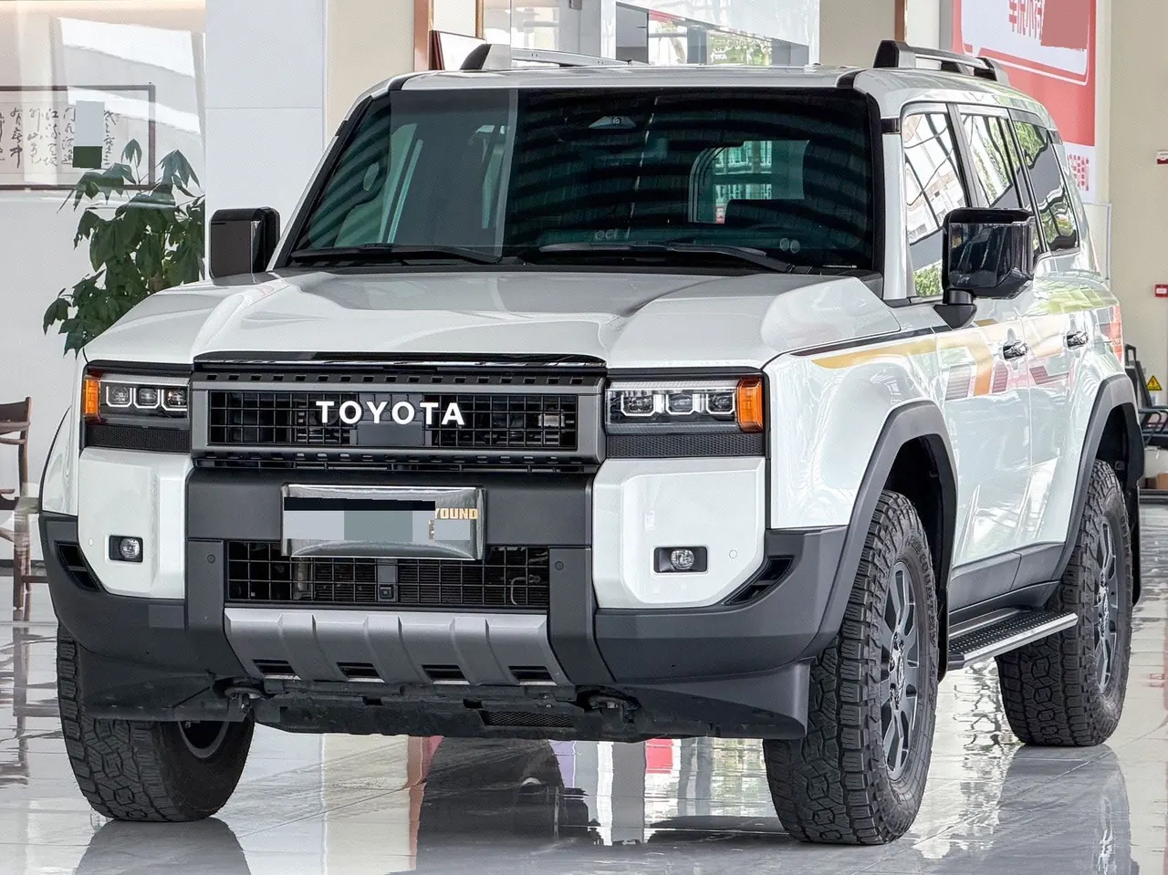 Open image lightbox: Toyota 2025 Prado HEV 2.4T Wild WX Edition 5-seat Automatic Gear